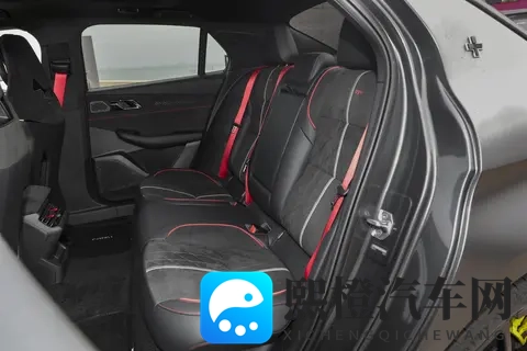 8155芯片加持+赛道基因！领克03，是你的个性运动座驾吗？-2