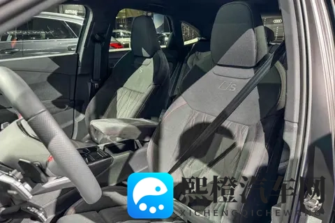 奥迪Q3 Sportback迎来插混版,配20T还支持纯电驱,有啥不同?-1
