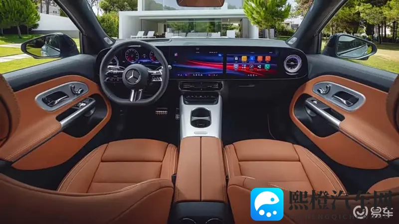 全新奔驰GLB内饰官图发布：三联屏+7座布局-1