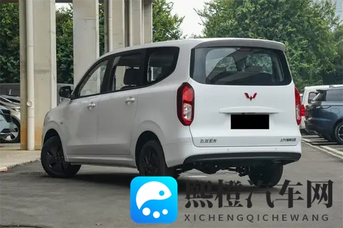 548万起，新款五菱宏光家族上市，燃油_纯电_增程三动力齐发-1