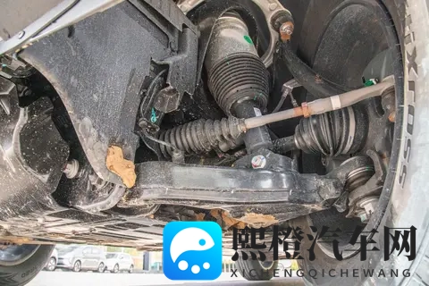 “水陆空三栖”硬派越野!纵横G700:904马力+华为乾崑+卫星通讯-1