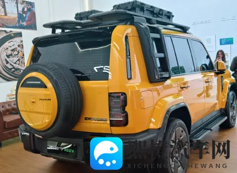 奇瑞一“大号SUV”来了，长得像路虎卫士+混动引擎，走平价路线-1