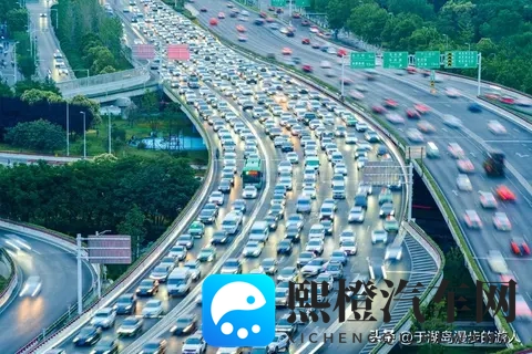 高速_山区超车必看!6个禁区绝不能碰,4个心眼记牢,平安到家-1