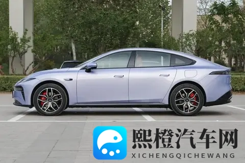 全系标配激光雷达，这款轿跑预售1499万起，会成爆款吗？-2