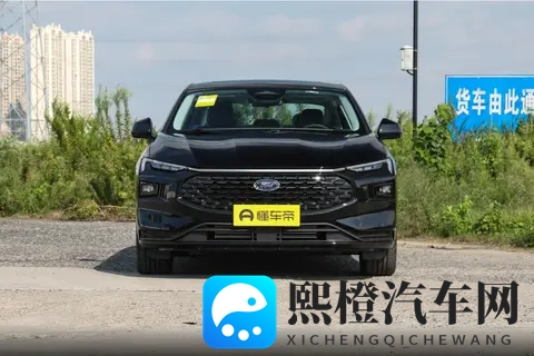 试驾福特蒙迪欧豪华版，20T有254匹马力，性能与经济能否兼得？-2