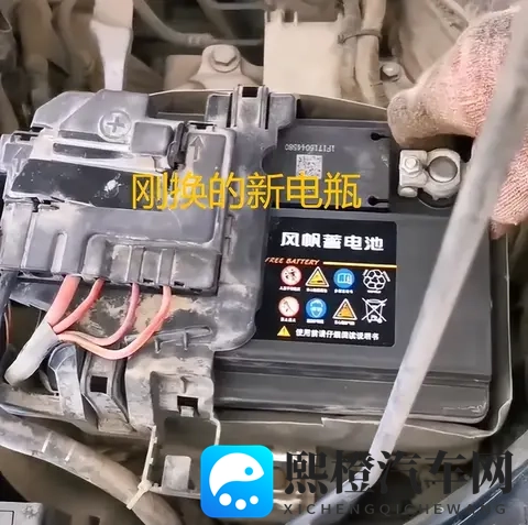 大众宝来电瓶灯常亮，别再花冤枉钱更换电瓶了！-3