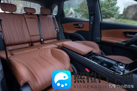 9万块的SUV，竟配了20万车才有的功能？奇瑞这波操作让人看不懂-2