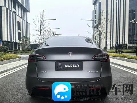 15万不到拿下代步神器?22年特斯拉Model Y,通勤家用都合适-2