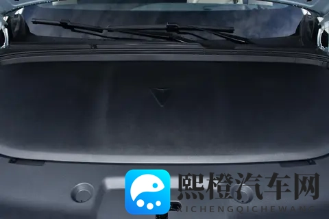 花30多万买一辆大型六座SUV,图啥?看完这篇再说-2