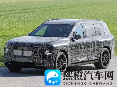 全新宝马X7要来了！外形换装“墨镜脸”，能比现款更好卖？-1