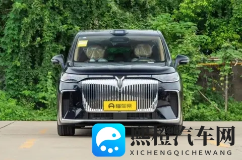 26款岚图梦想家告别“路怒症”与“停车慌”,家庭出行增强信心-1