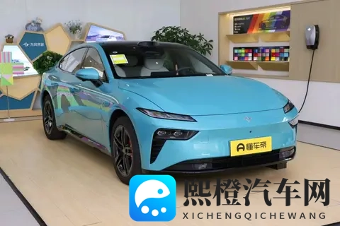 15万级轿跑四驱，激光雷达+8295P全系标配，抢先实测eπ007+-1