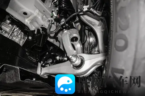 新势力的配置+豪华车的底盘,2025款星纪元ET被严重低估?-2