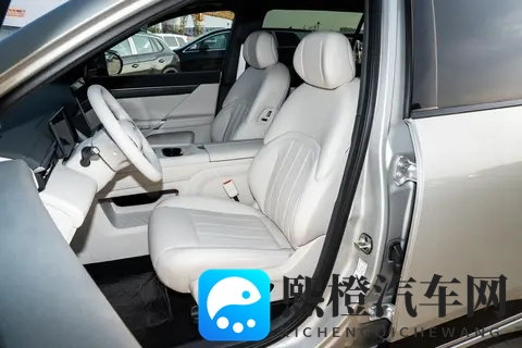 限时焕新指导价1599万起!2026款eπ008“超级大五座”上市-1