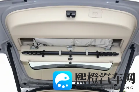 大空间、长续航、高品控，第三代蓝电E5 PLUS究竟表现如何?-1