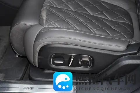 蔚来ET9 2025款 102kWh签名版：行政旗舰的科技新诠释-2