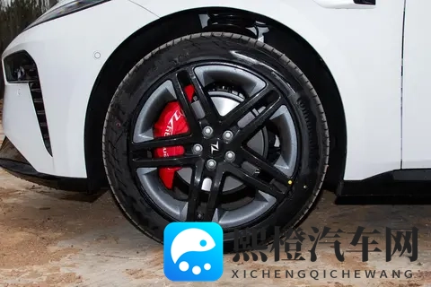 东风奕派eπ007+预售1499万起,全系标配8295P芯片与激光雷达-3