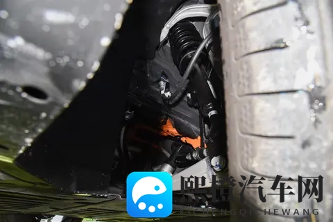 10万级增程大五座：埃安i60，限时焕新价1048万起-1