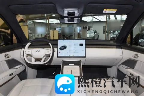 乐道L90 2025款 七座版Ultra：家用纯电SUV的高性价比之选-1