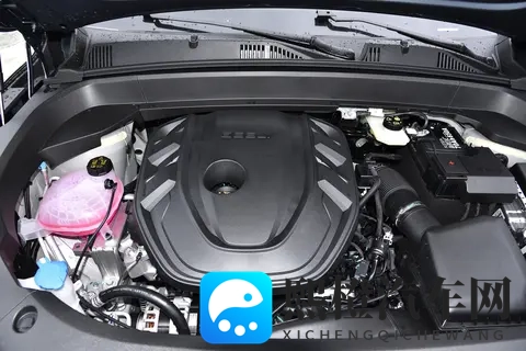 吉利星越L东方曜焕新实力展现，家用SUV的六边形战士，值吗？-3