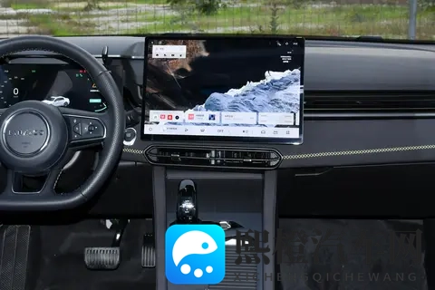 邂逅领克03:一台让日常通勤也充满悸动的运动轿车-1