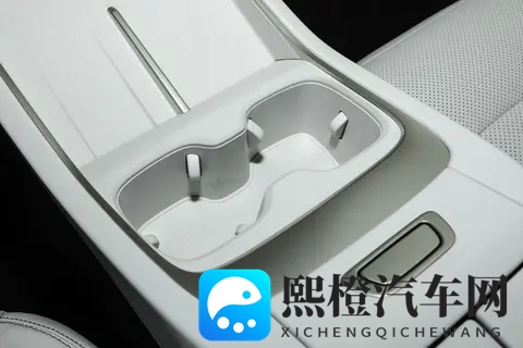 25万级SUV的海选难题:乐道L60,真的值得买吗?-2