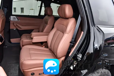 ​​要空间更要性能！腾势N8L DM：20T+三电机，全家出行不将就-1