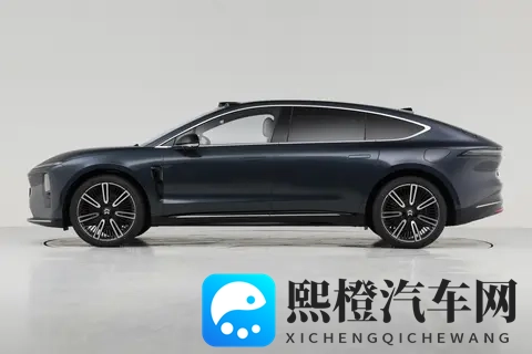 蔚来 ET9 深度解析:768 万起的 “满配” 值不值得入手?-2