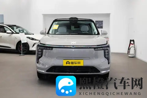 30 万级大六座新选择!智己 LS9 上市:超级增程 + 四轮转向太能打-2