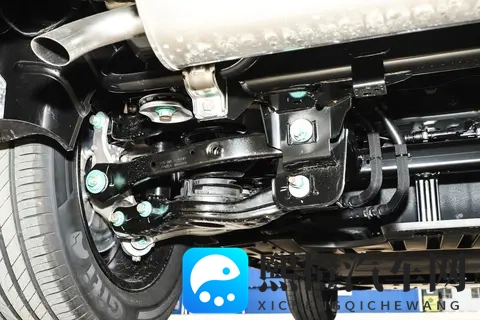 方程豹钛7 2025款 200KM两驱Max版:智能豪华SUV的价值新标杆-2