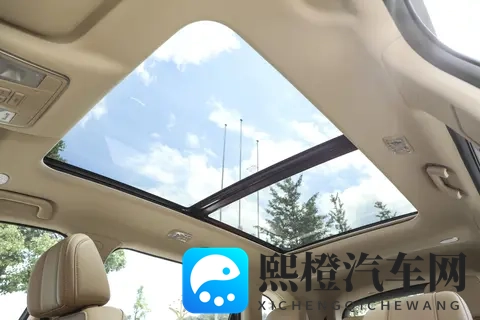 230km纯电续航+电混四驱 12万级蓝电E5 PLUS值不值得冲?-1