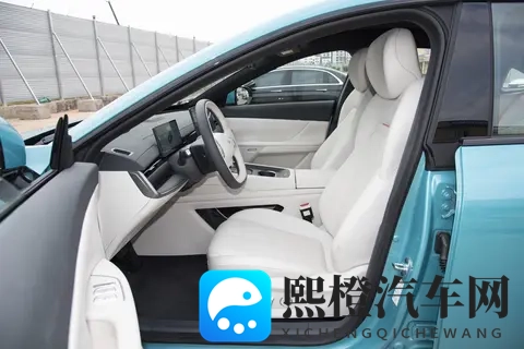 东风奕派eπ007+:智美轿跑的15万级新选择-1