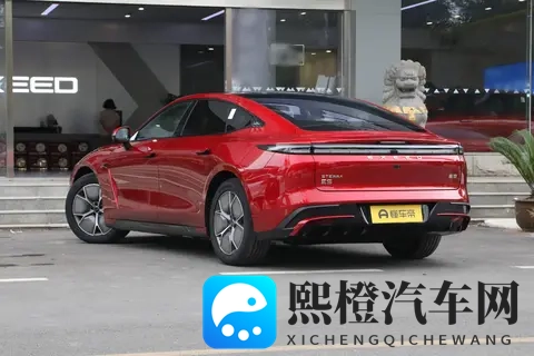 猎鹰辅助加持,星纪元ES驾驶体验如何?-3