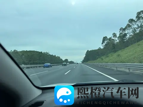 高速最安全的车速是多少?不是120!这个速度区间安全还省油-1