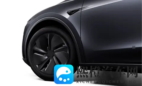 续航超800km!新款Model Y升级漫反射尾灯,直面比亚迪、蔚来围攻-1