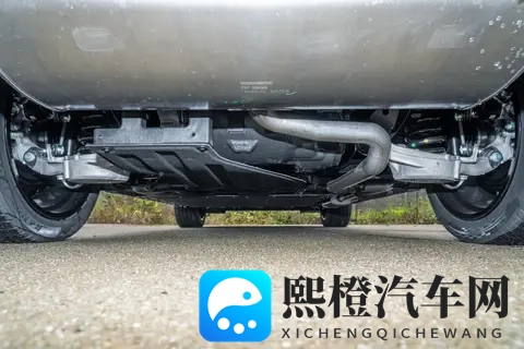 东风奕派2026款eπ008增程超阔版五座：家庭用车优选-2