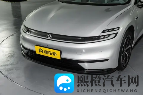 长安又一新车即将上市，预售1199万起，这回真要卷疯了？-2