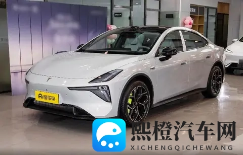 纯电家轿新选择!深蓝L06续航670km,配置越级,预售1399万起-1