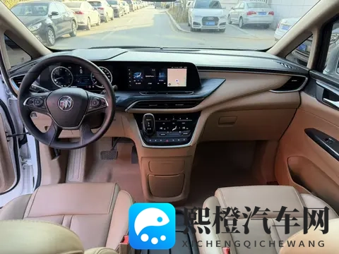 16万多拿下20款别克GL8陆尊,家用商务都合适?-2