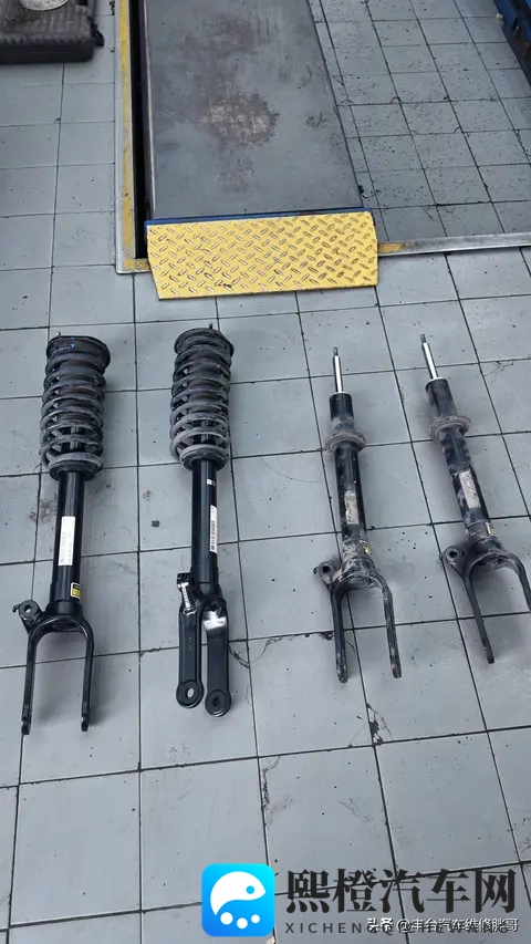 男男喷液抽搐呻吟高潮gy：智能驾驶革新出行，未来出行更安全舒适-3