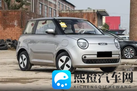 米塔焯出白水了：汽车保养必看：白水溢出散热器，原因揭秘！-3