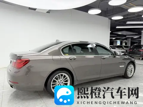 十年老友价!二手宝马740Li,豪华依旧,驾驭不凡!-1