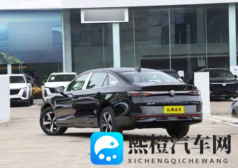 新款大众迈腾B9即将上市,方向盘回归实体按键,增华为HiCar互联-1