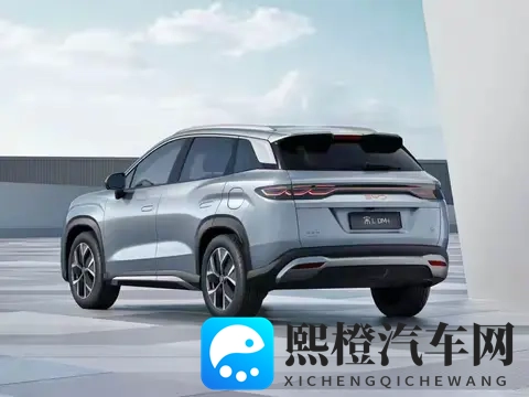 比亚迪兆瓦闪充要下放20万级车也能5分钟充400km,同行快充白搞了-1