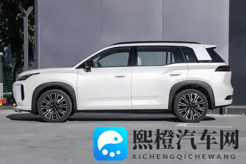 宋Pro迎来新对手？AION i60增程来袭，210km纯电续航+15分钟快充-1