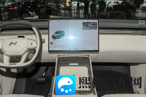 买电车的为什么都在看这款车？20-30万，大三排SUV，乐道L90-1