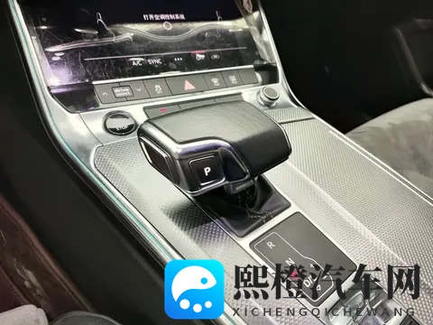 24万多拿下奥迪A6L，一手准新行政座驾，气场依旧！-3