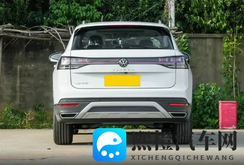 福特领睿燃油版宽适大空间对比大众探岳,谁是全家出行优选?-1