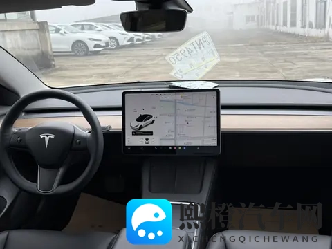 三年Model3，加速56秒，电车二手行情香不香？-3