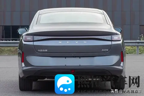 比亚迪秦L vs 长安启源A05：10万级插混家轿，谁才是性价比之王？-1